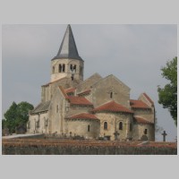Église Sainte-Radegonde de Cognat-Lyonne, photo JM Planchon, Wikipedia.jpg